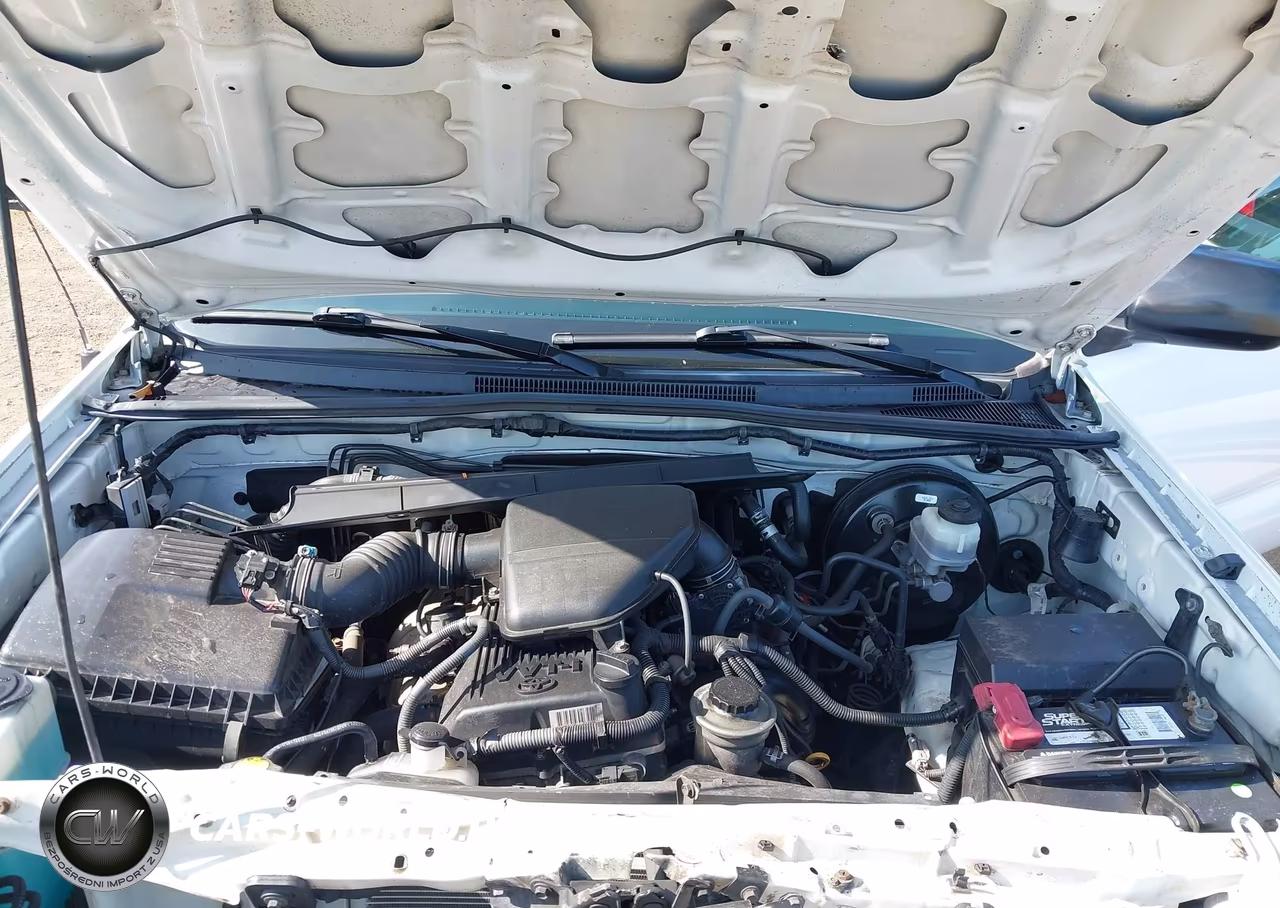 2012 Toyota Tacoma VIN:5TFTX4CN1CX018347 - 10