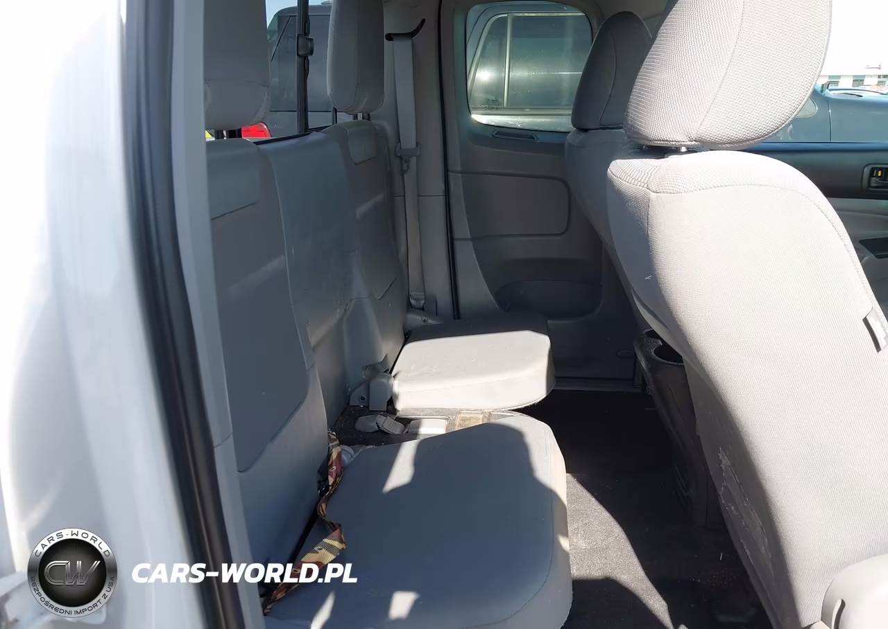 2012 Toyota Tacoma VIN:5TFTX4CN1CX018347 - 8
