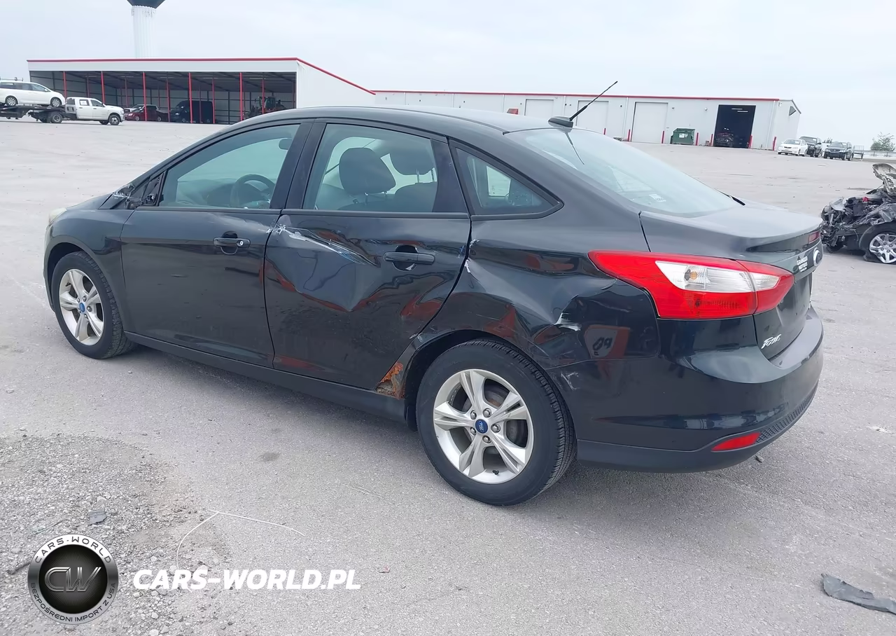 2013 Ford Focus Se VIN:1FADP3F26DL263790 - 3