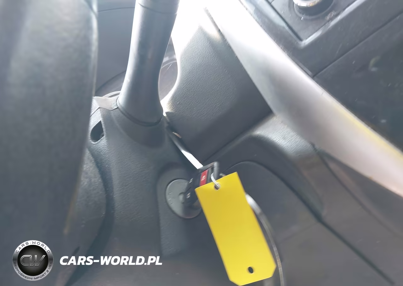 2015 Nissan Versa Note S (Sr)-S Plus-Sl-Sr-Sv VIN:3N1CE2CP9FL370364 - 11