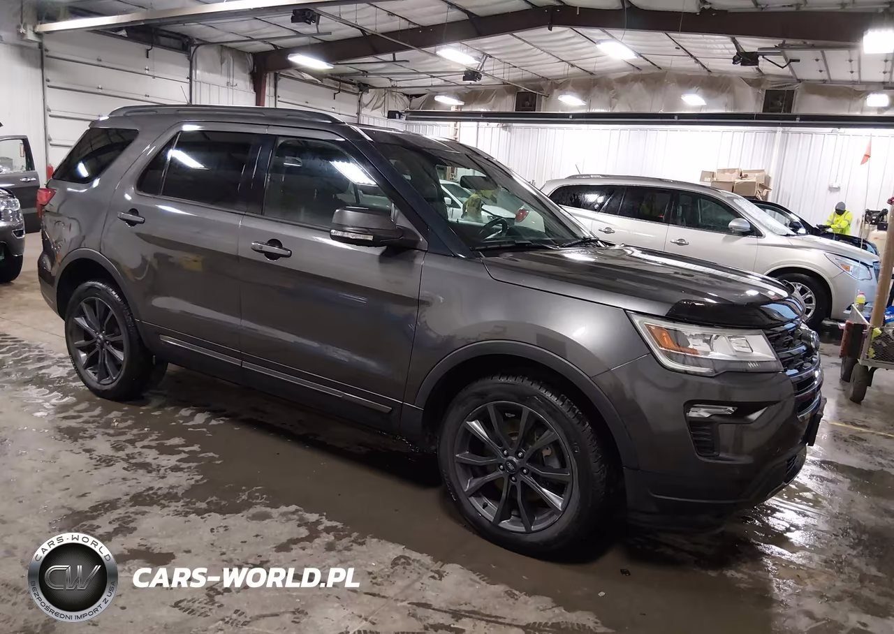 2018 Ford Explorer Xlt – zdjęcie 1 z 17