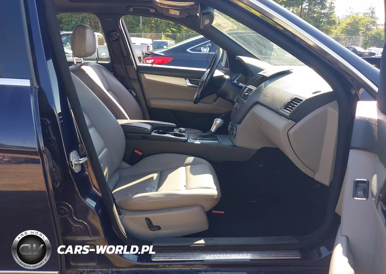 2008 Mercedes-Benz C 300 Luxury 4Matic-Sport 4Matic VIN:WDDGF81X28F190311 - 5