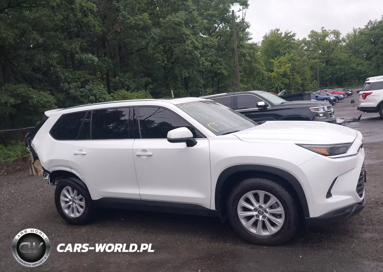 2024 Toyota Grand Highlander Xle VIN:5TDAAAB56RS021736 - 14