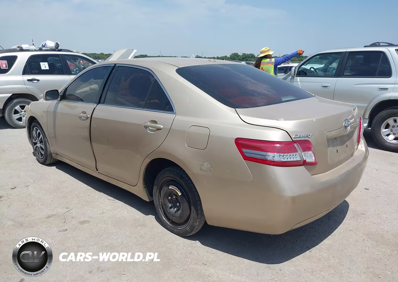 2011 Toyota Camry Le VIN:4T1BF3EK3BU770297 - 3