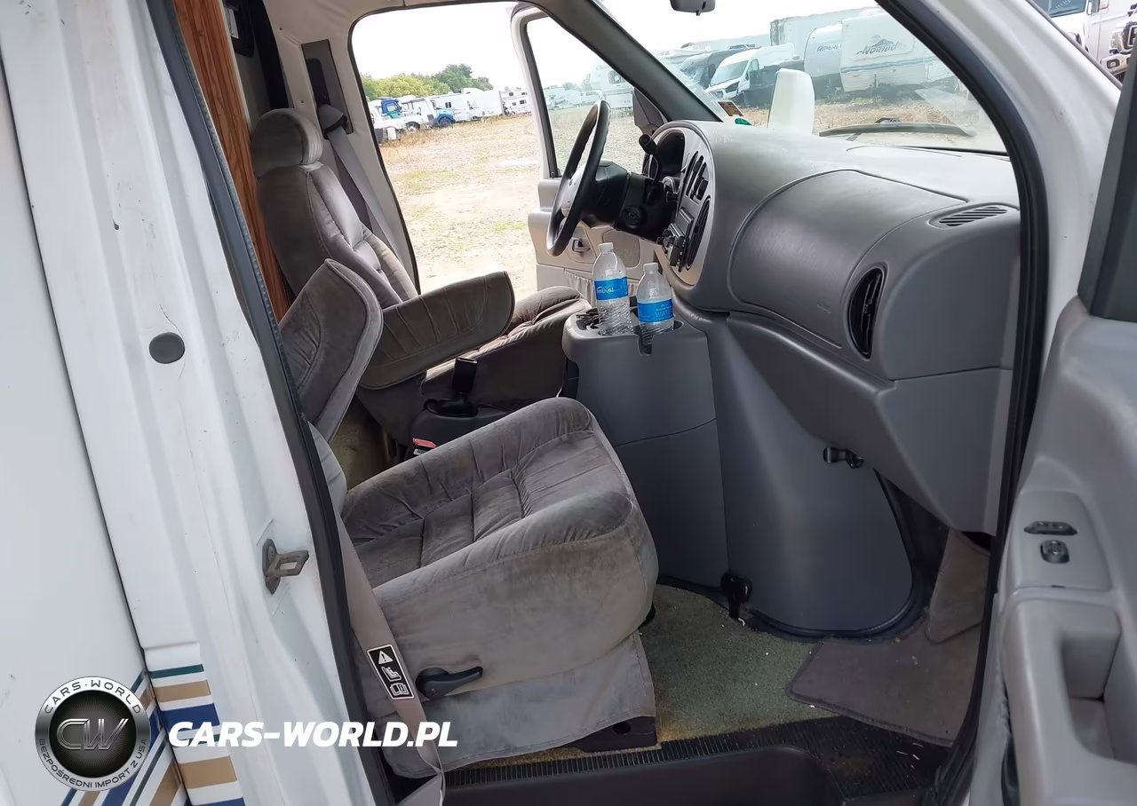2000 Ford E-450 Cutaway Standard VIN:1FDXE45S3YHB53952 - 6