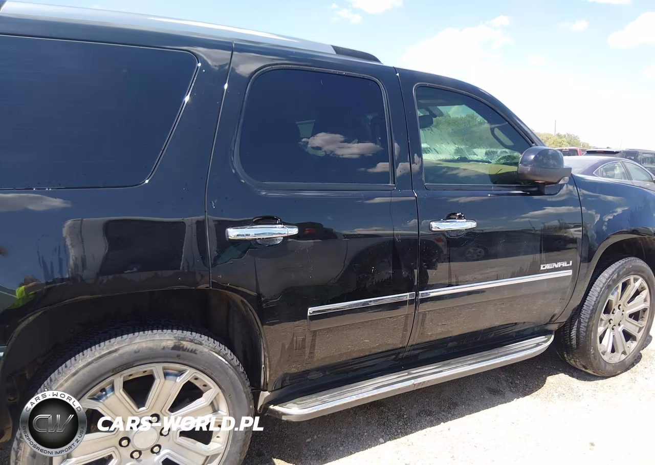 2013 GMC Yukon Denali VIN:1GKS2EEF8DR359227 - 13