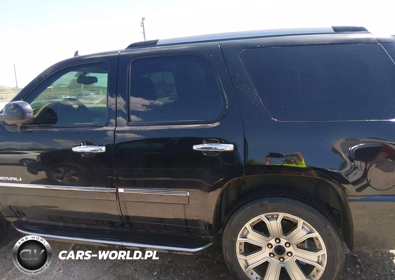 2013 GMC Yukon Denali VIN:1GKS2EEF8DR359227 - 14