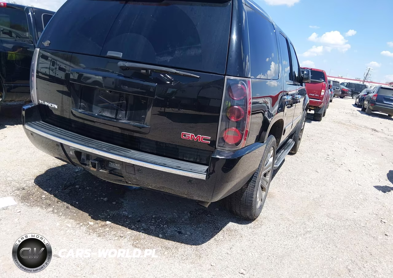 2013 GMC Yukon Denali VIN:1GKS2EEF8DR359227 - 4