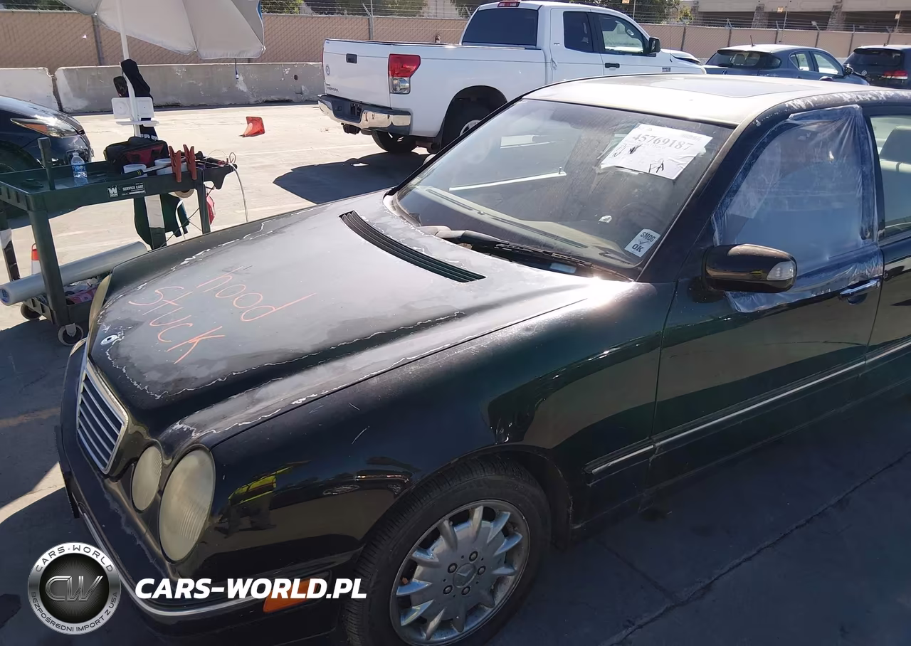 2001 Mercedes-Benz E 320 VIN:WDBJF65J31X054570 - 6