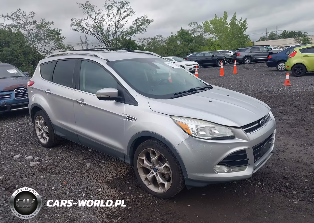 2015 Ford Escape Titanium – zdjęcie 1 z 17