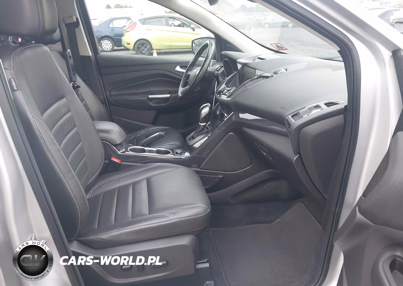 2015 Ford Escape Titanium VIN:1FMCU9JX8FUC35082 - 5
