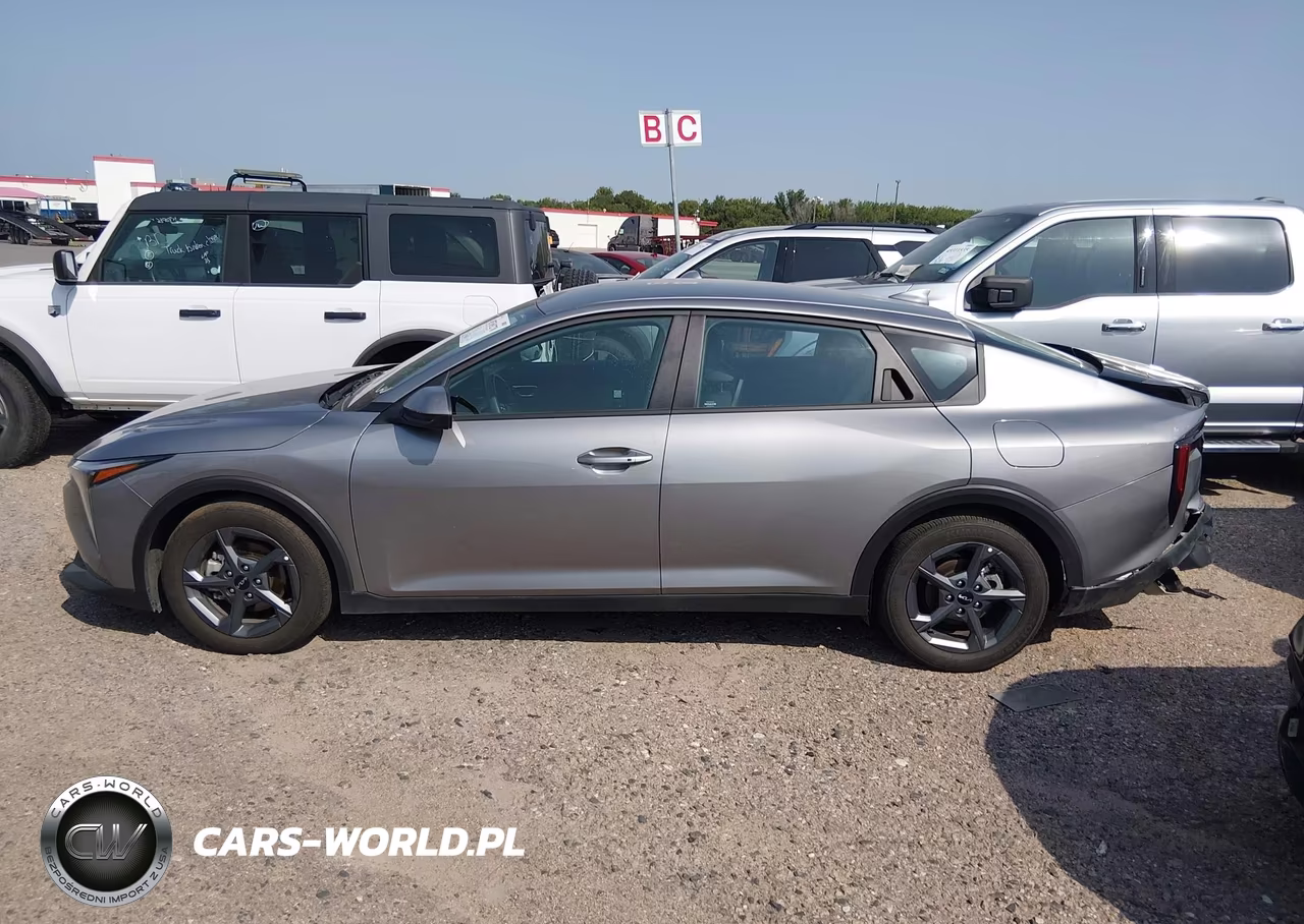 2026 Kia K4 Lxs VIN:3KPFT4DE8TE267574 - 14