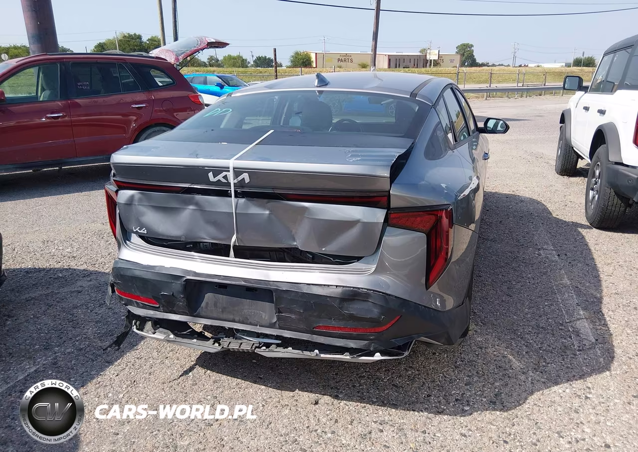 2026 Kia K4 Lxs VIN:3KPFT4DE8TE267574 - 16