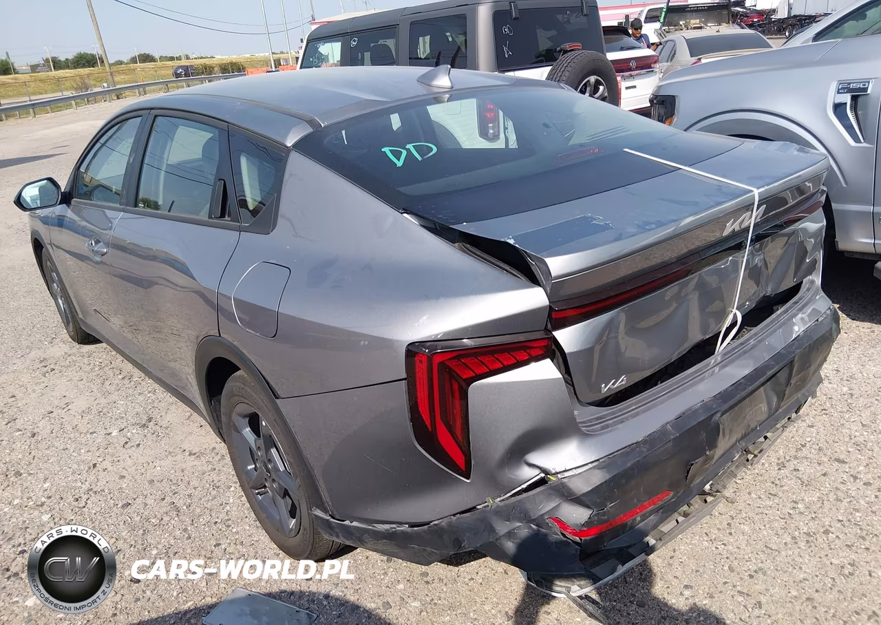 2026 Kia K4 Lxs VIN:3KPFT4DE8TE267574 - 3