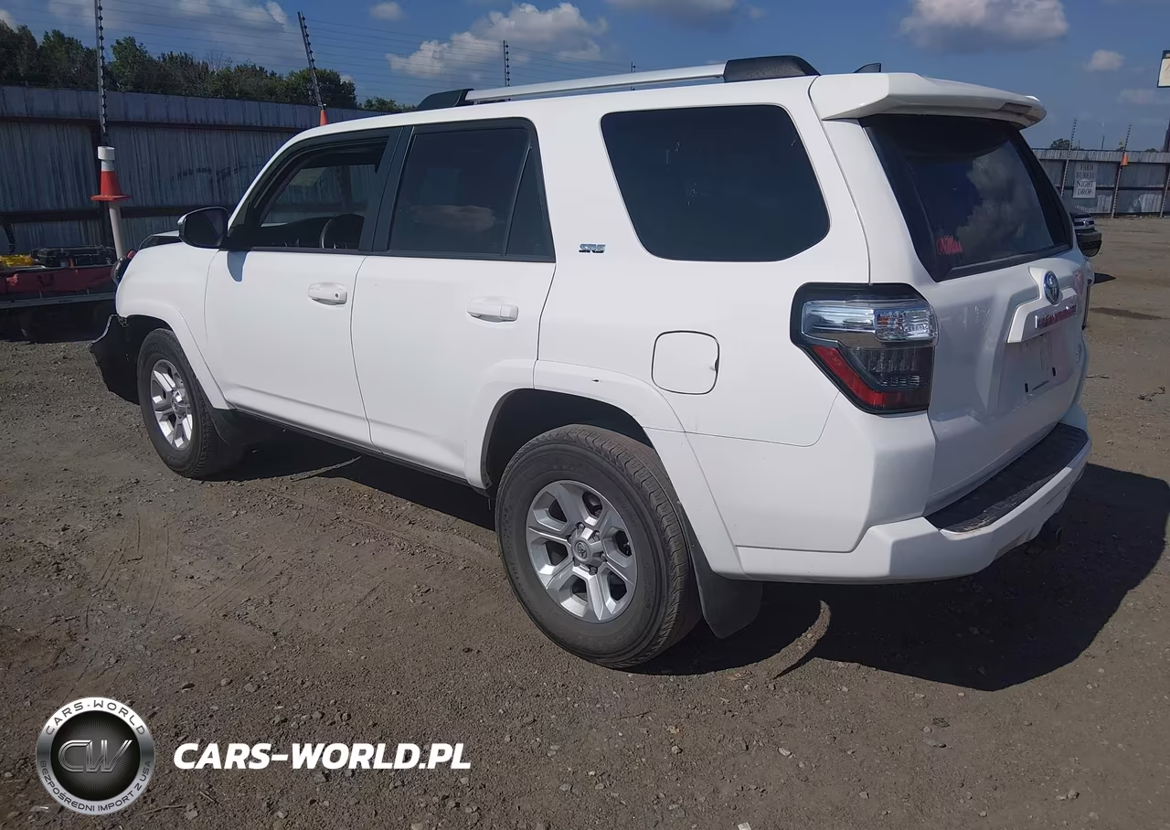 2021 Toyota 4Runner Sr5 VIN:JTEEU5JR6M5235947 - 3