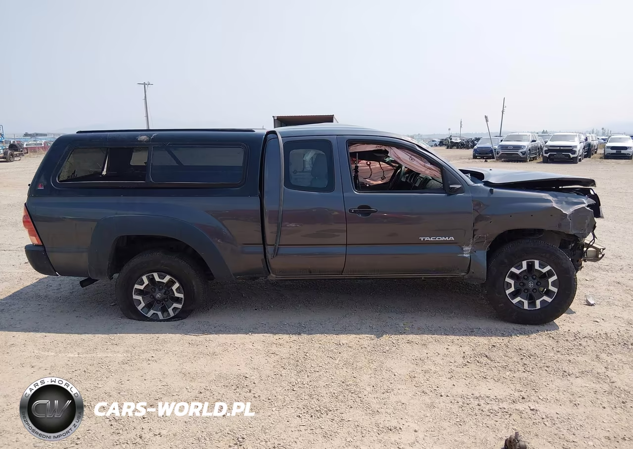 2015 Toyota Tacoma VIN:5TFUX4EN3FX034670 - 14