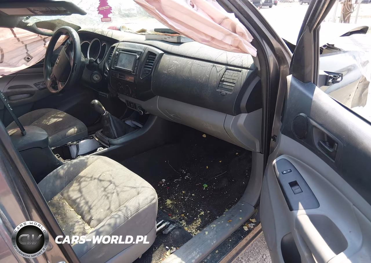 2015 Toyota Tacoma VIN:5TFUX4EN3FX034670 - 5