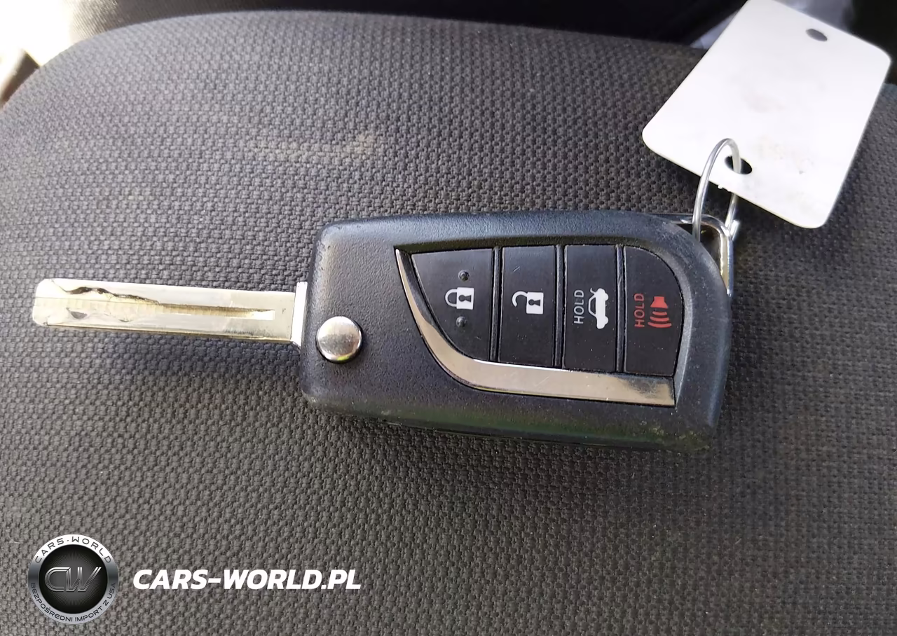 2021 Toyota Corolla Le VIN:5YFEPMAE6MP173942 - 11