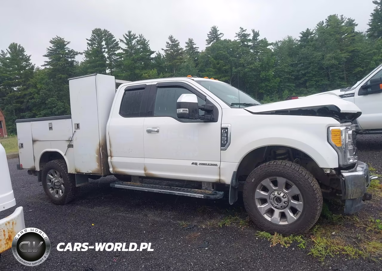 2017 Ford F-350 Lariat VIN:1FT8X3BT3HED38837 - 17