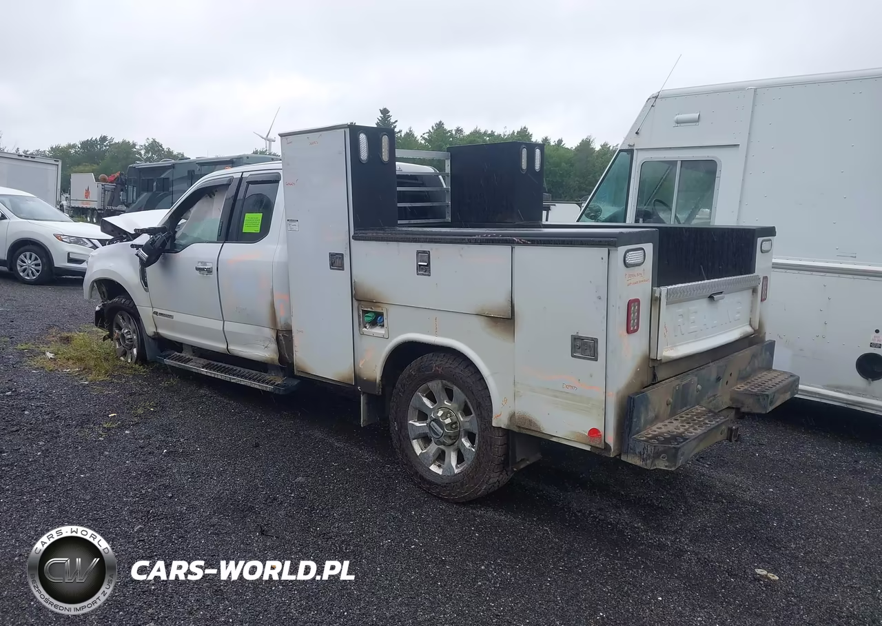 2017 Ford F-350 Lariat VIN:1FT8X3BT3HED38837 - 3
