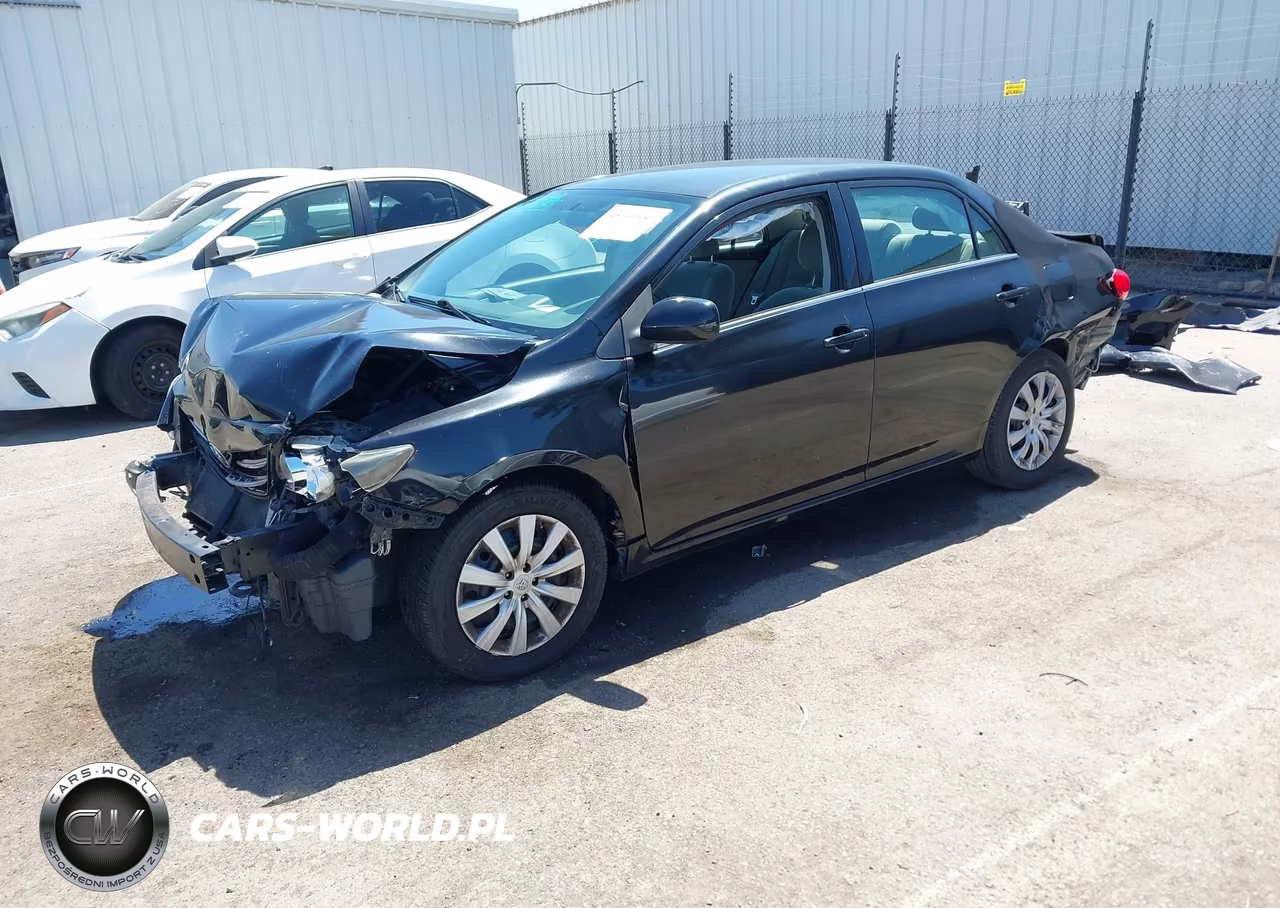 2013 Toyota Corolla Le VIN:2T1BU4EE1DC092918 - 2