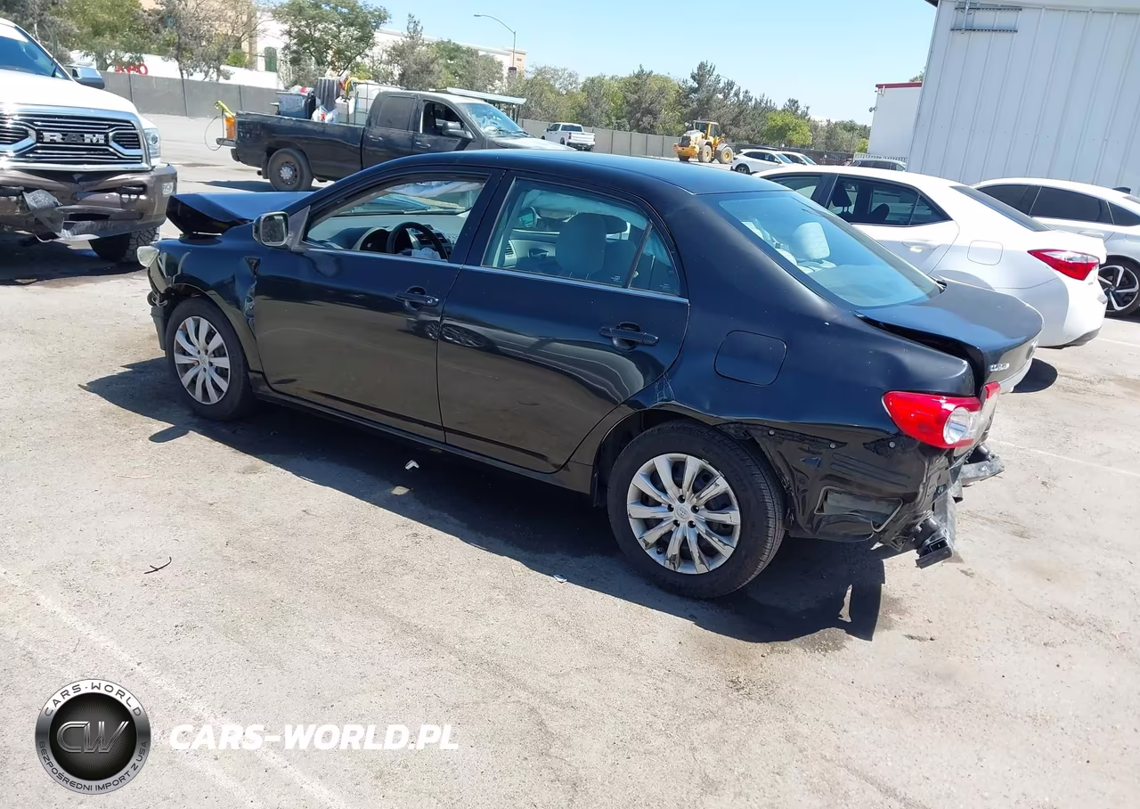 2013 Toyota Corolla Le VIN:2T1BU4EE1DC092918 - 3