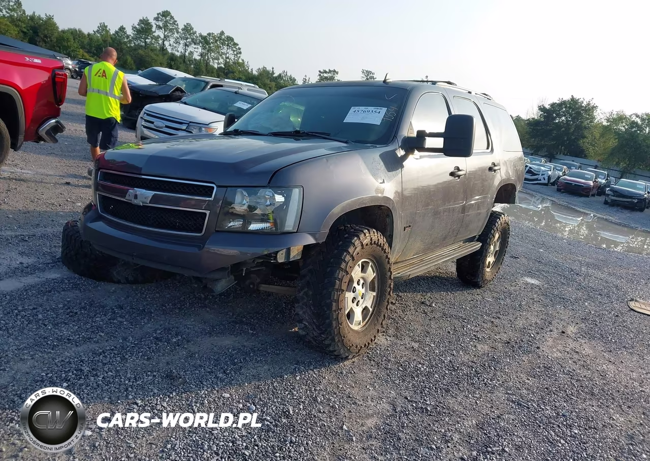 2010 Chevrolet Tahoe Lt VIN:1GNMCBE39AR246685 - 2