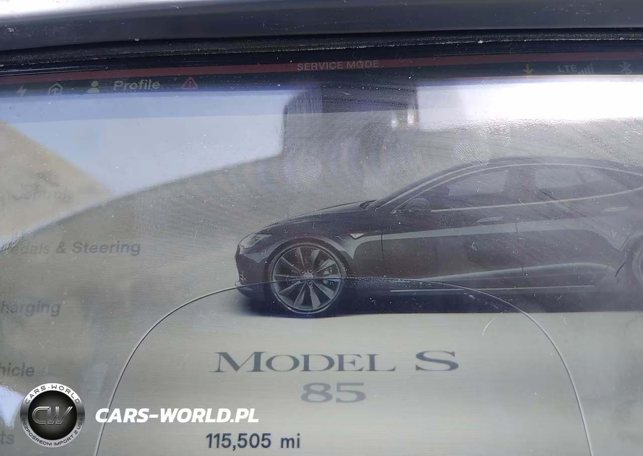 2014 Tesla Model S P85 VIN:5YJSA1H11EFP50038 - 15