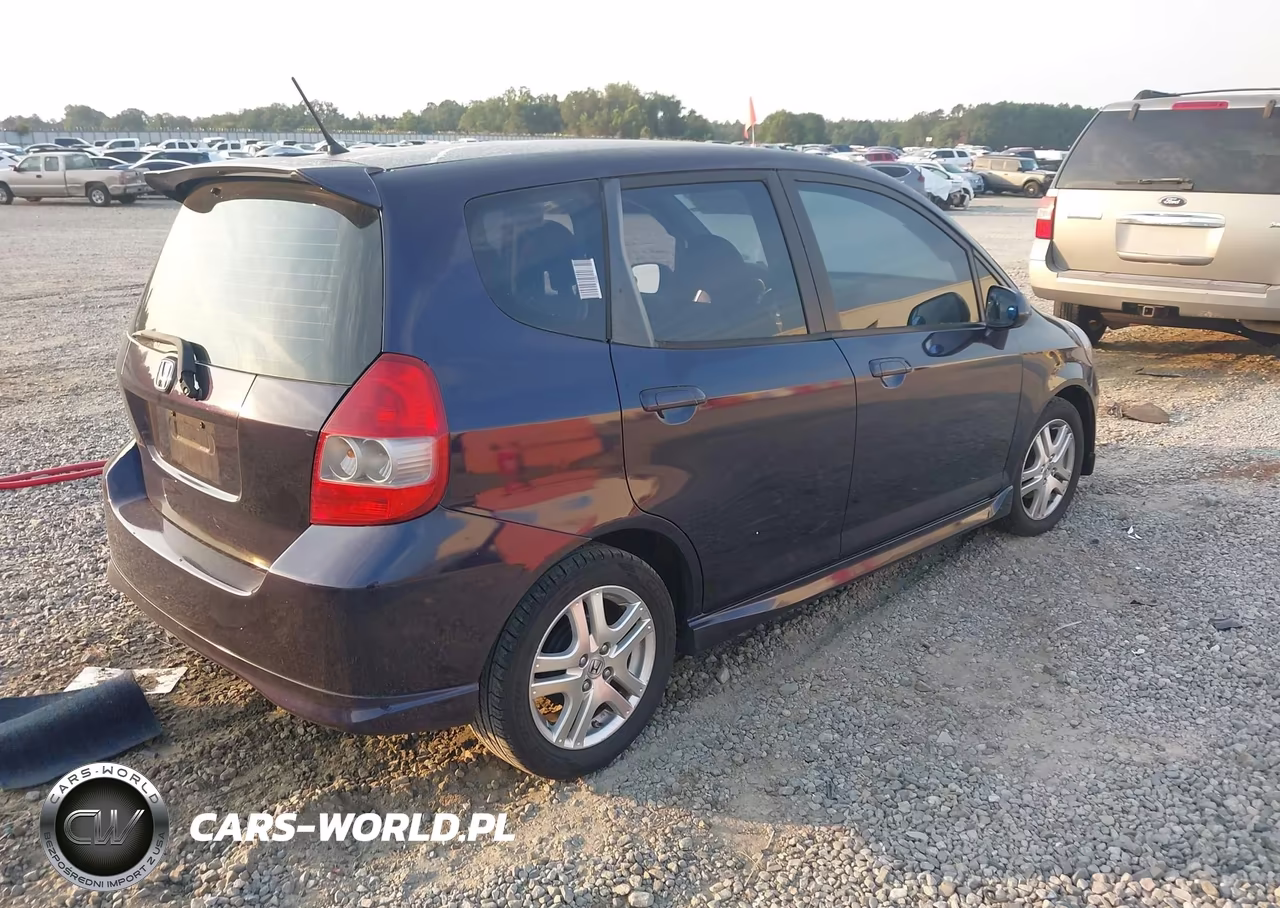 2008 Honda Fit Sport VIN:JHMGD38618S061501 - 4