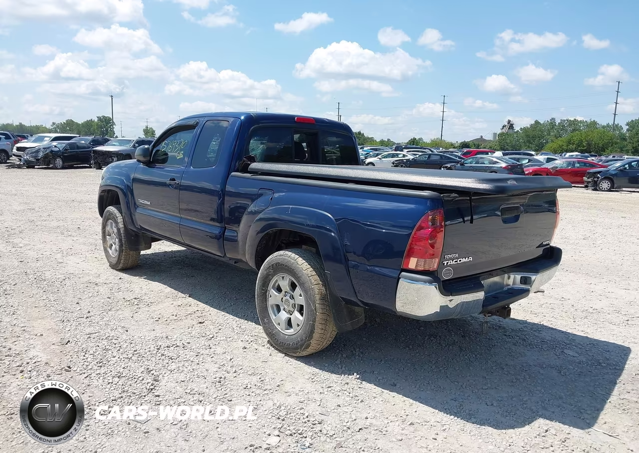 2005 Toyota Tacoma VIN:5TEUX42N55Z088418 - 3