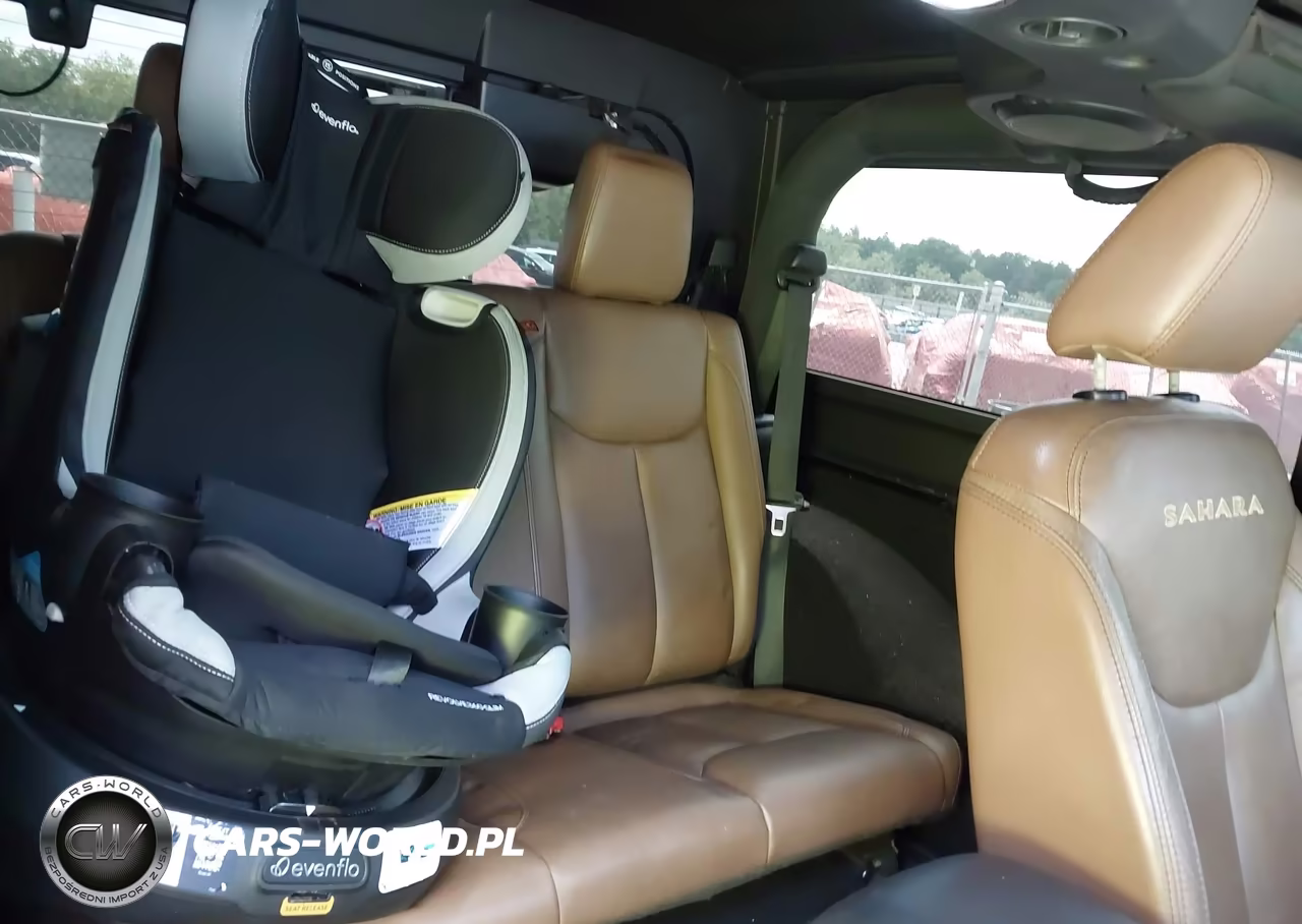 2014 Jeep Wrangler Sahara VIN:1C4AJWBG8EL194619 - 8
