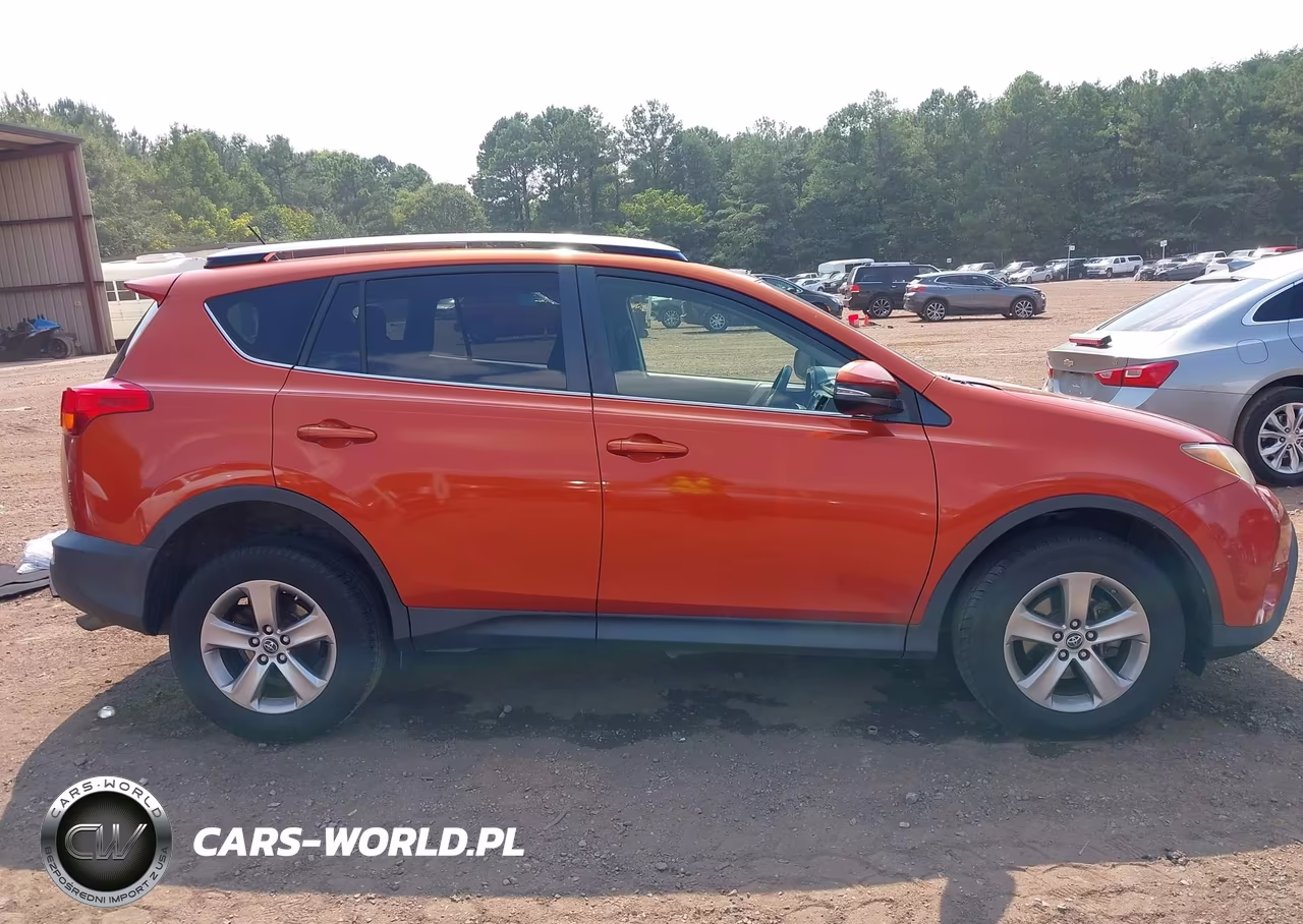 2015 Toyota Rav4 Xle VIN:JTMWFREV5FJ047285 - 13