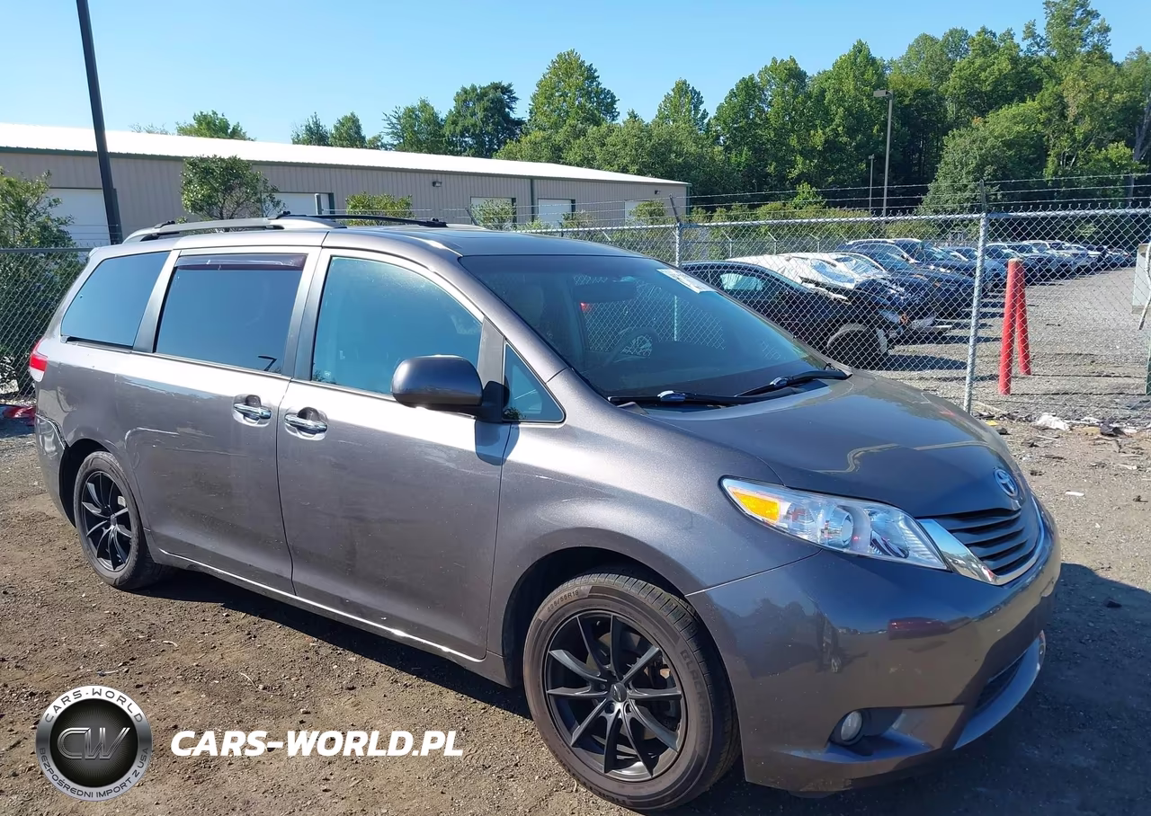 2011 Toyota Sienna Xle – zdjęcie 1 z 16