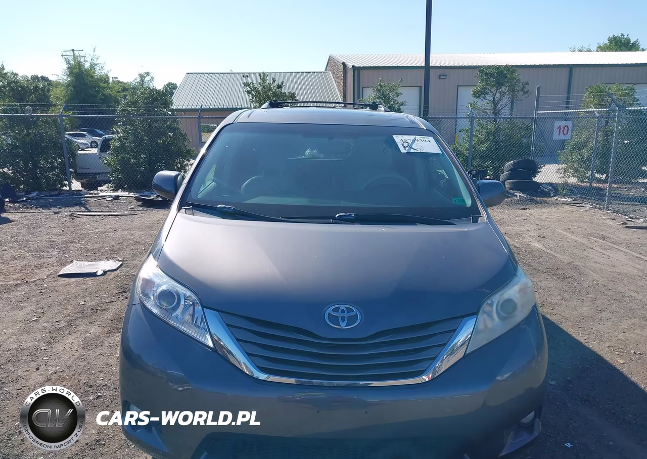 2011 Toyota Sienna Xle VIN:5TDDK3DC1BS020534 - 12