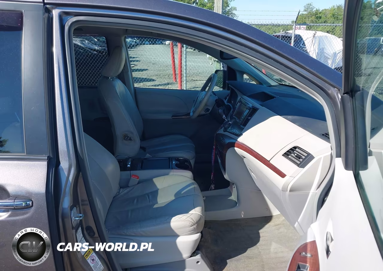 2011 Toyota Sienna Xle VIN:5TDDK3DC1BS020534 - 5