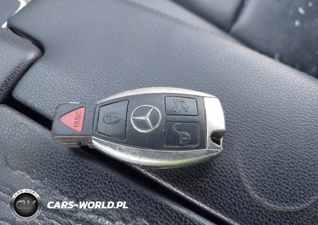 2011 Mercedes-Benz E 350 VIN:WDDHF5GBXBA285900 - 11