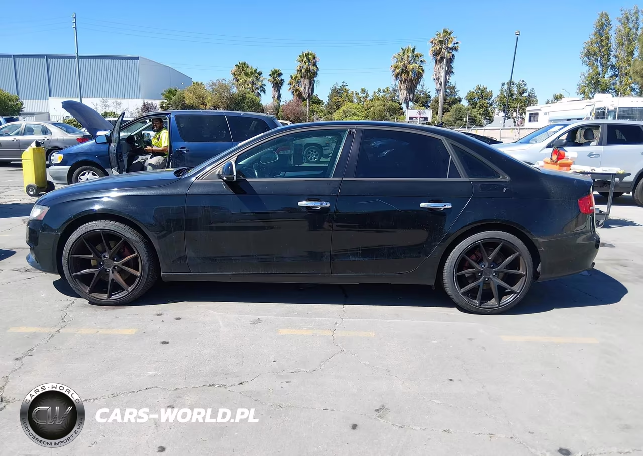2010 Audi A4 2.0T Premium VIN:WAUBFCFL5AN051487 - 14