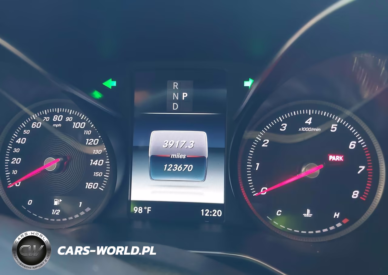 2018 Mercedes-Benz C 300 VIN:55SWF4JB7JU249218 - 7