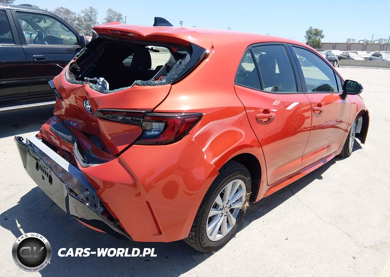 2026 Toyota Corolla Se VIN:JTND4MBE8T3257153 - 4