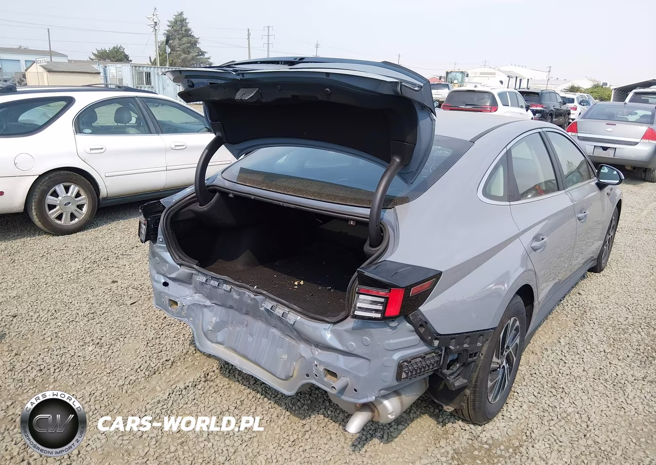 2026 Hyundai Sonata Hybrid Blue VIN:KMHL24JJ2TA161658 - 18