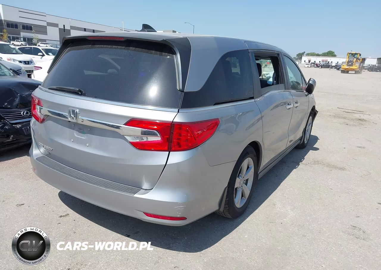 2018 Honda Odyssey Ex VIN:5FNRL6H52JB089834 - 4