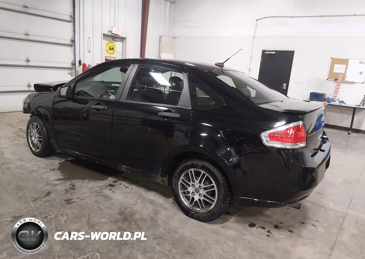 2010 Ford Focus Se VIN:1FAHP3FN9AW138112 - 3