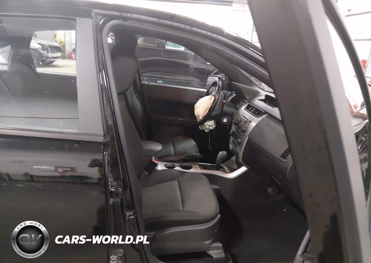 2010 Ford Focus Se VIN:1FAHP3FN9AW138112 - 5