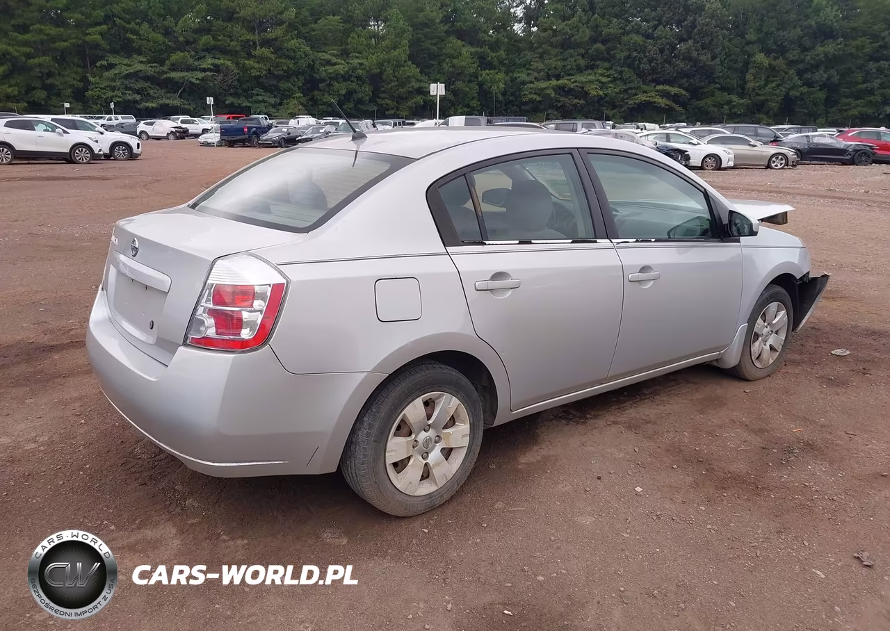 2009 Nissan Sentra 2.0 VIN:3N1AB61E79L670255 - 4
