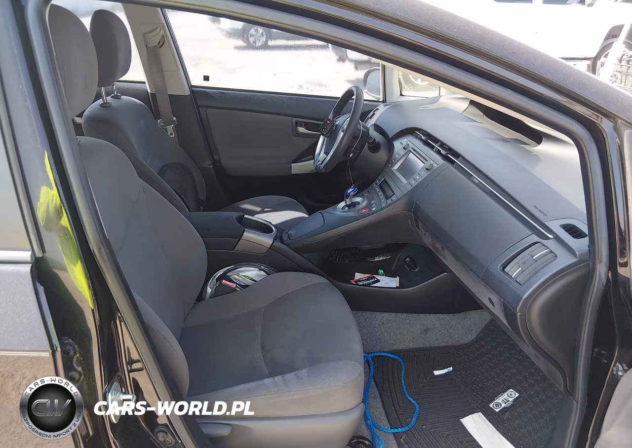 2012 Toyota Prius Two VIN:JTDKN3DU6C5517349 - 5