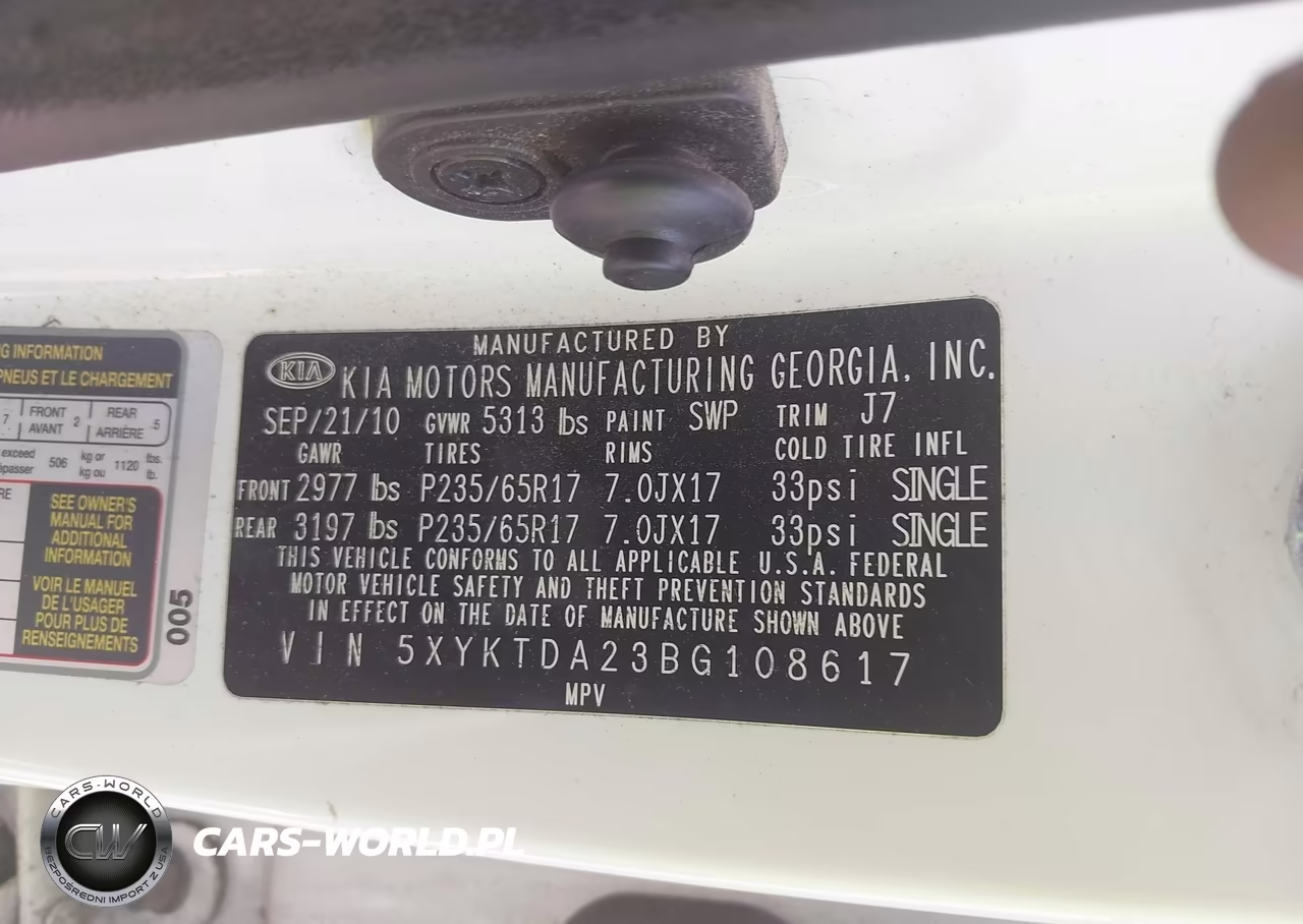2011 Kia Sorento Lx V6 VIN:5XYKTDA23BG108617 - 9