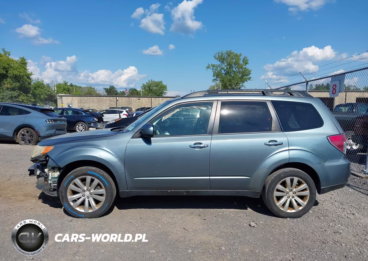 2011 Subaru Forester 2.5X Premium VIN:JF2SHBDC9BH718668 - 15