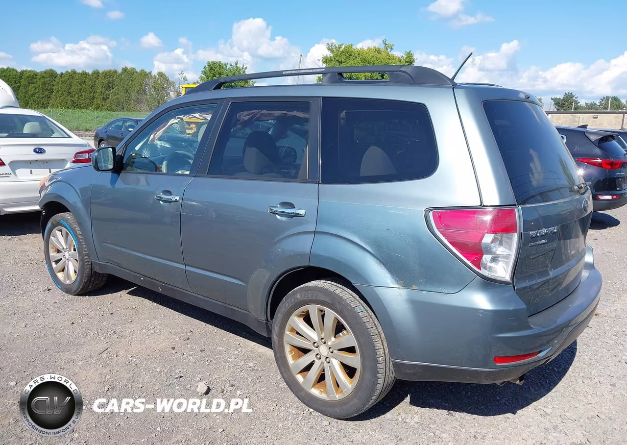 2011 Subaru Forester 2.5X Premium VIN:JF2SHBDC9BH718668 - 3