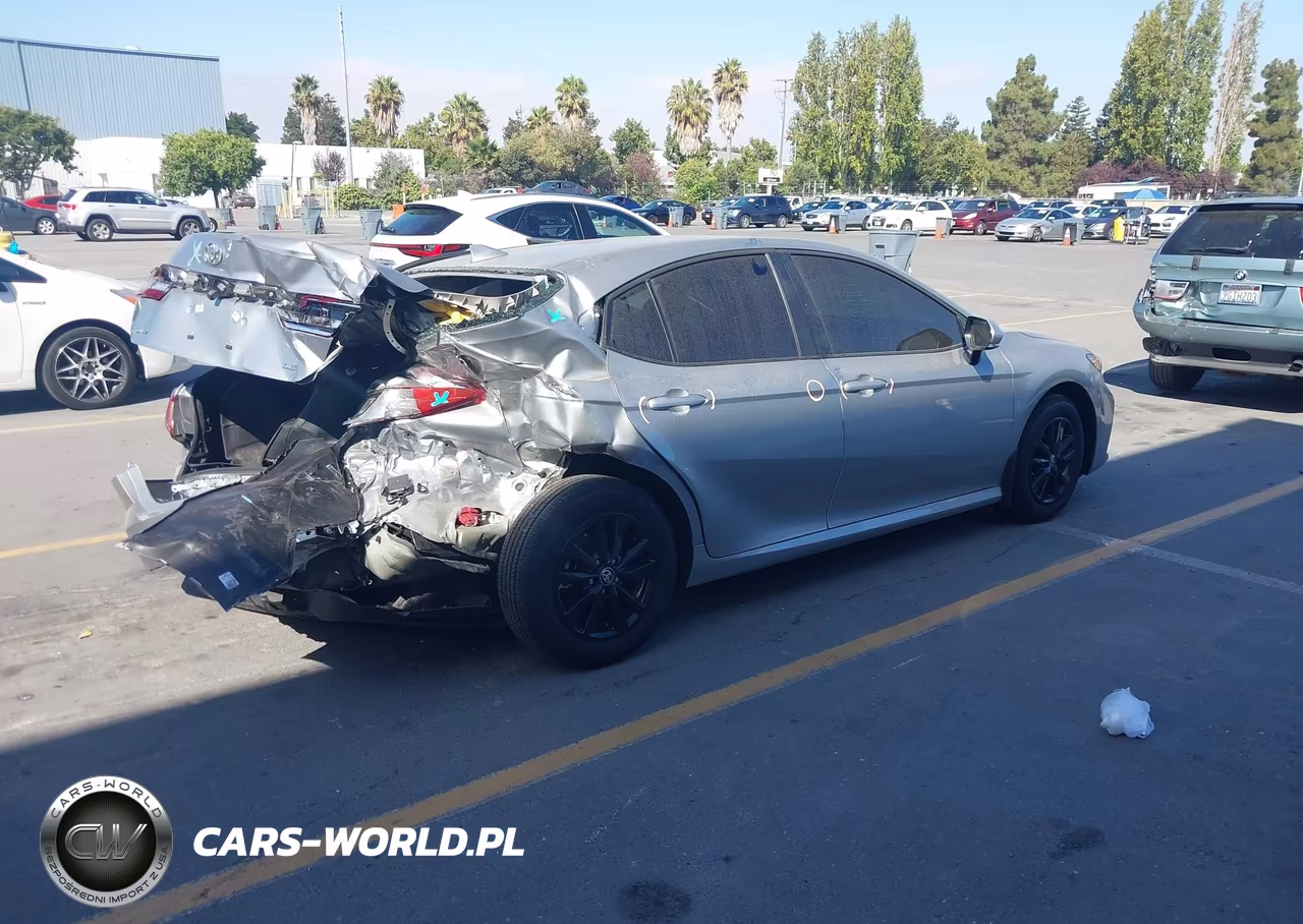 2026 Toyota Camry Le VIN:4T1DAACK9TU255434 - 4