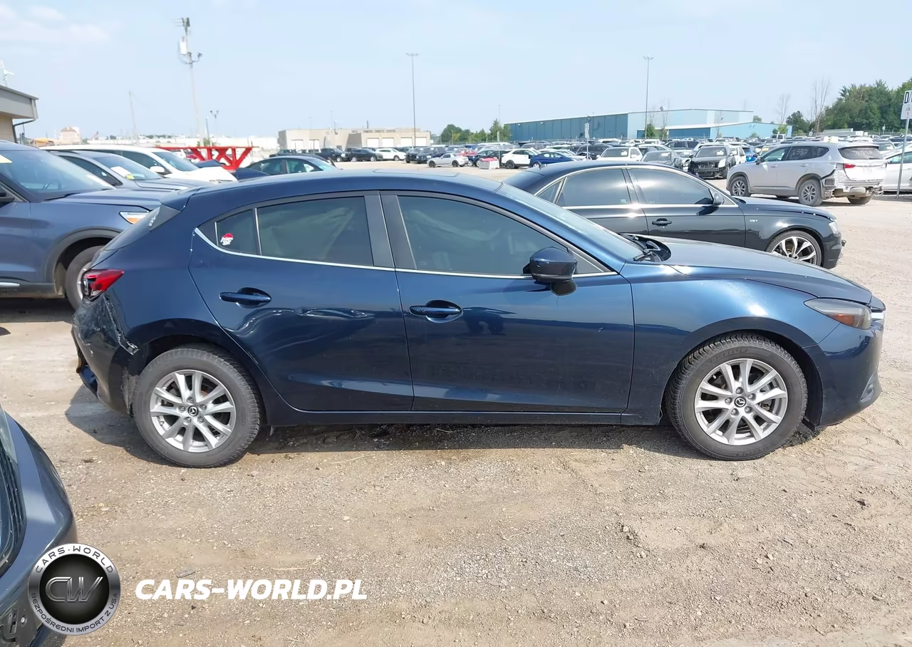 2018 Mazda Mazda3 Grand Touring VIN:3MZBN1M3XJM162640 - 13